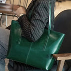 Sac en véritable cuir à porter à la main