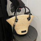 Sac estival en matière paille