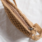 Sac façon pochette en macramé