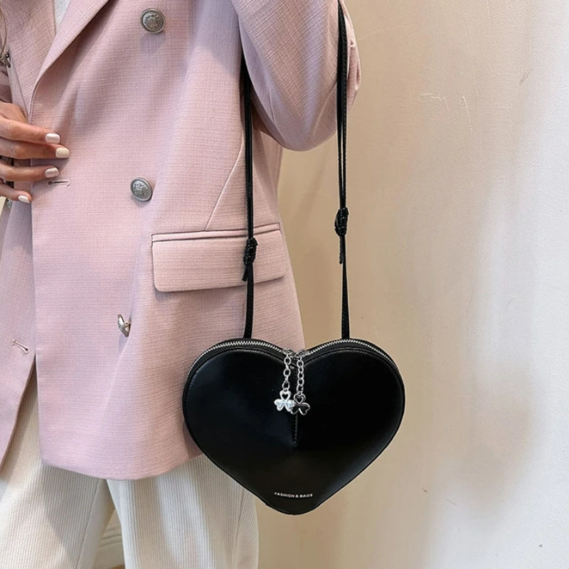 Sac façonné comme un cœur