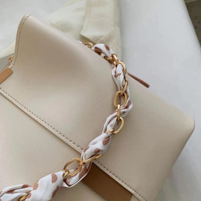 Sac féminin à main façon seau