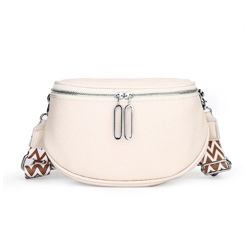 Sac féminin banane porté à la poitrine