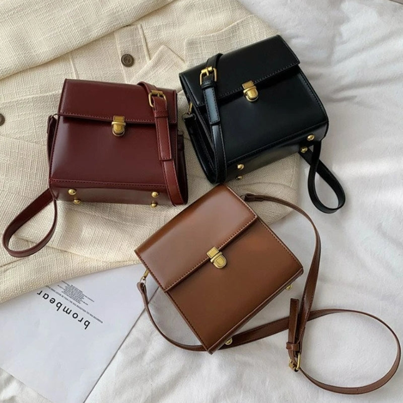 Sac féminin bandoulière de type cartable