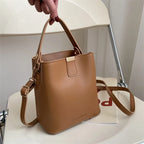 Sac féminin chic façon seau doté d’une bandoulière