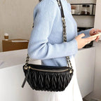 Sac féminin de type banane à bandoulière