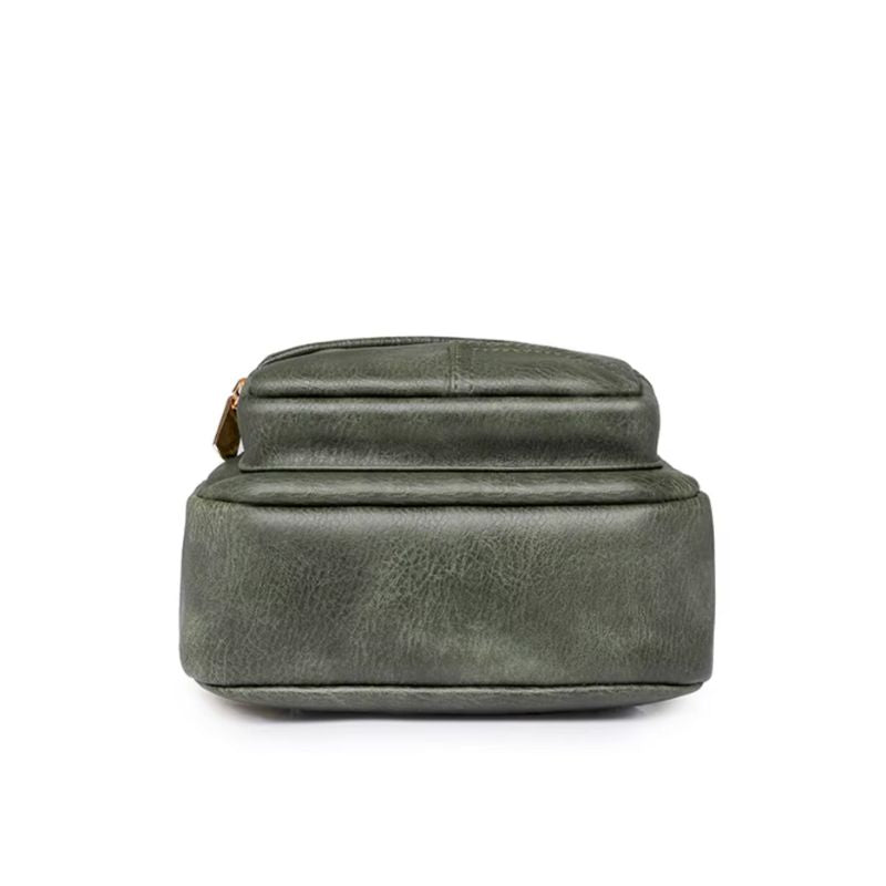 Sac féminin porté sur la poitrine