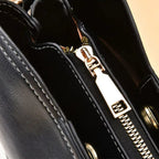 Sac féminin tendance porté à la main