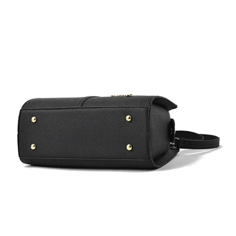 Sac femme à breloque porté main