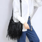 Sac femme bandoulière avec finitions à franges