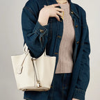 Sac femme façon bourse, chic et blanc