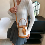 Sac femme format seau élégant et compact