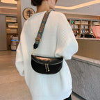 Sac femme noir au format banane polyvalent