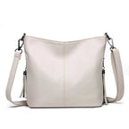 Sac femme porté à l’épaule avec prise en main