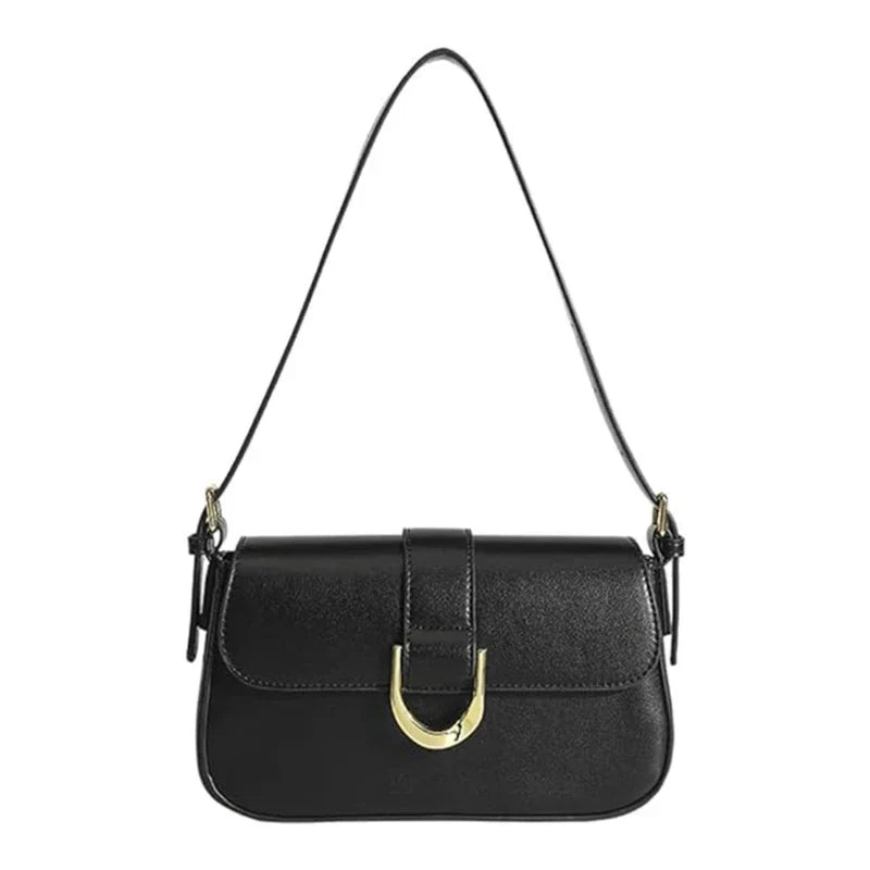 Sac format baguette doté d’une finition luxueuse