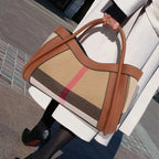 Sac fourre-tout marron en toile et simili à main