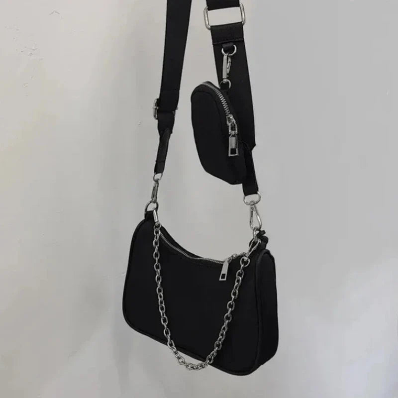 Sac imperméable noir à main très tendance