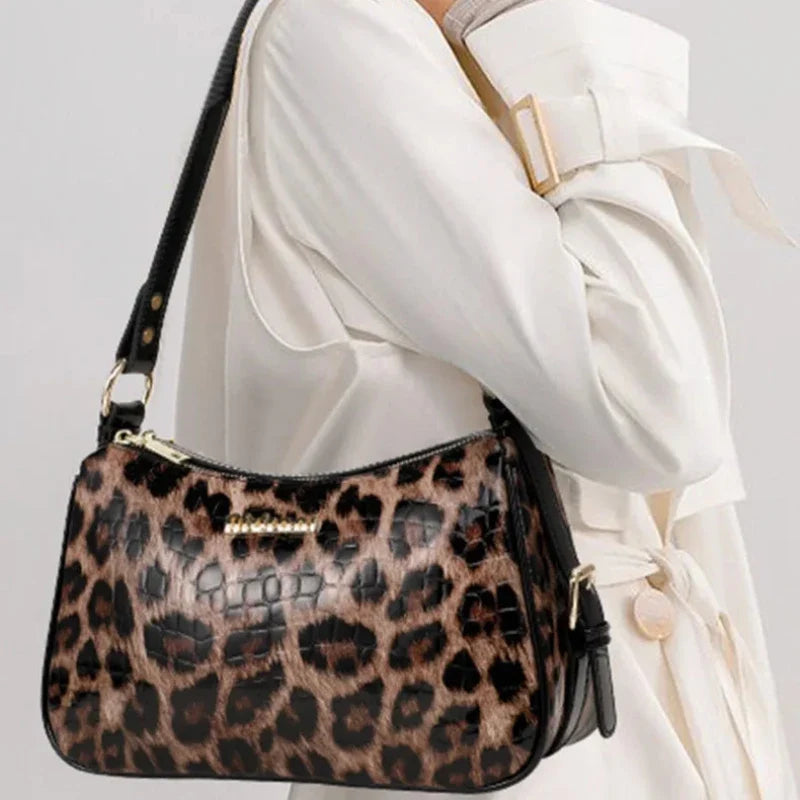 Sac luxueux à imprimé léopard au style classe