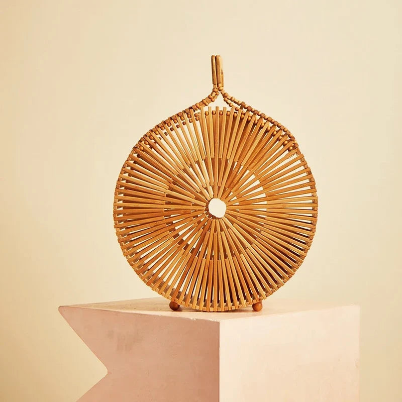 Sac marron sophistiqué effet osier au format rond