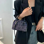 Sac matelassé orné de motifs géométriques