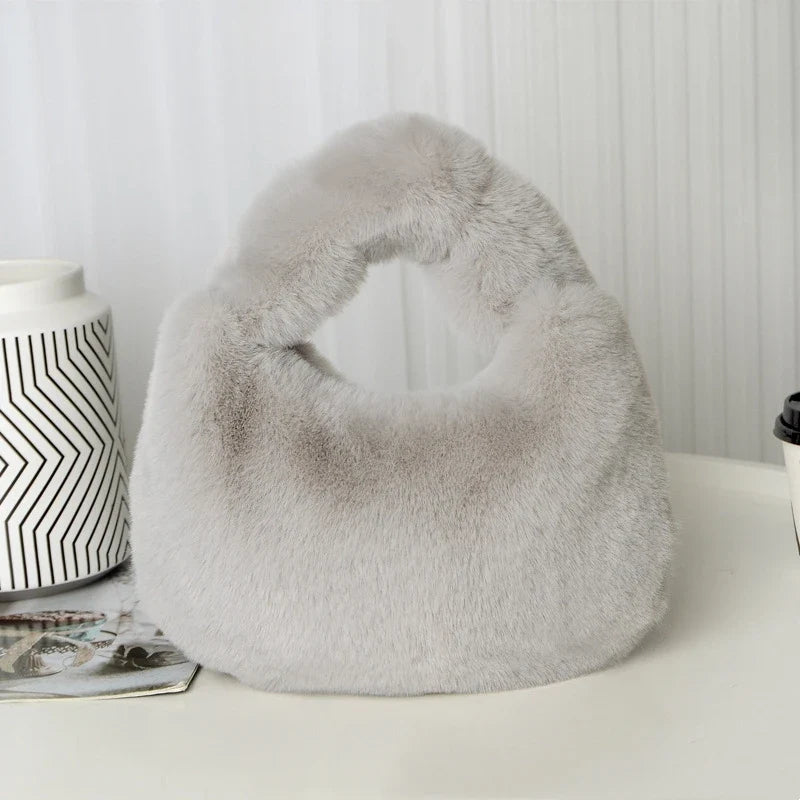 Sac mode effet fourrure synthétique