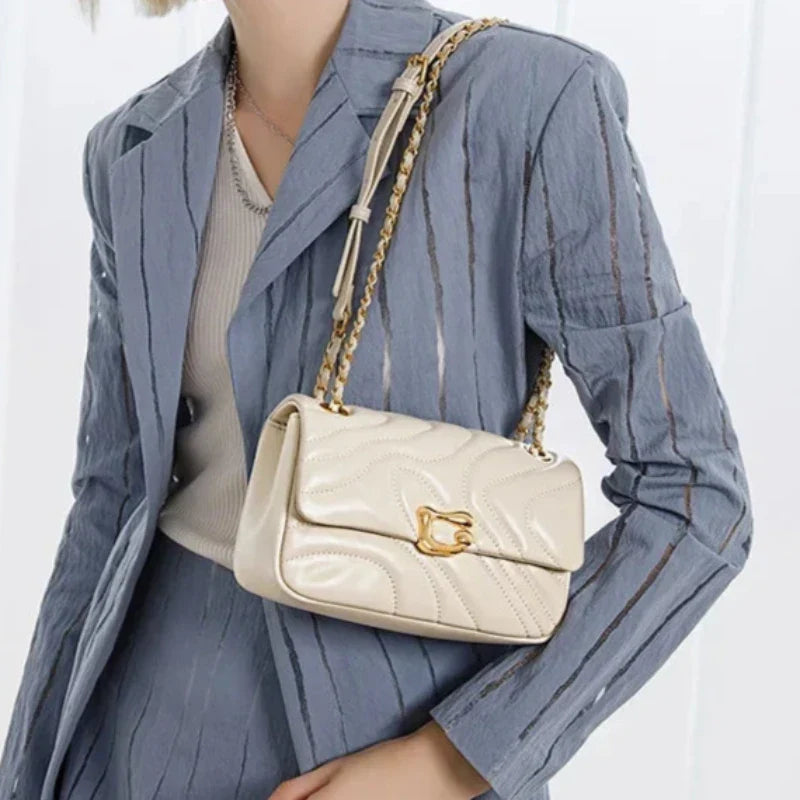 Sac moderne à finition matelassée luxueuse
