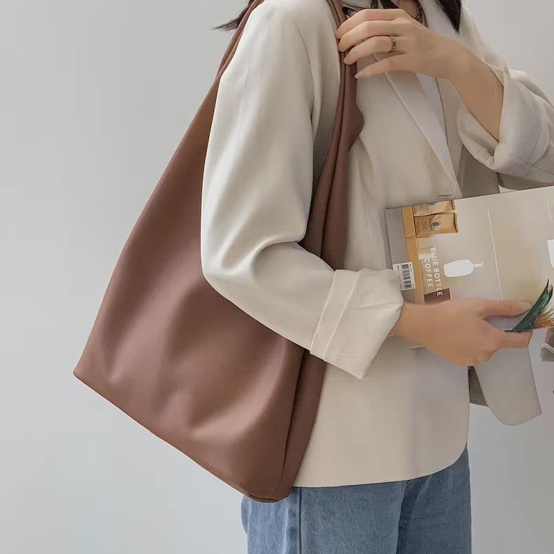 Sac moderne pour femme à porter à l’épaule