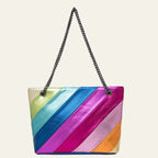Sac multicolore à rayures au style design