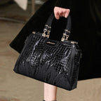 Sac noir au design élégant et chic