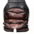 Sac noir pour femme au style vintage, main et dos