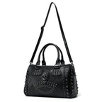 Sac original orné d’une tête de mort