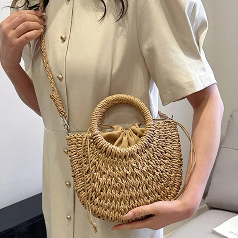 Sac panier matière paille