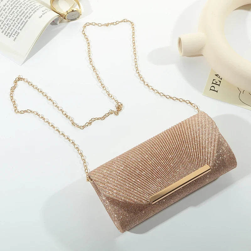 Sac pochette femme tendance pour soirée