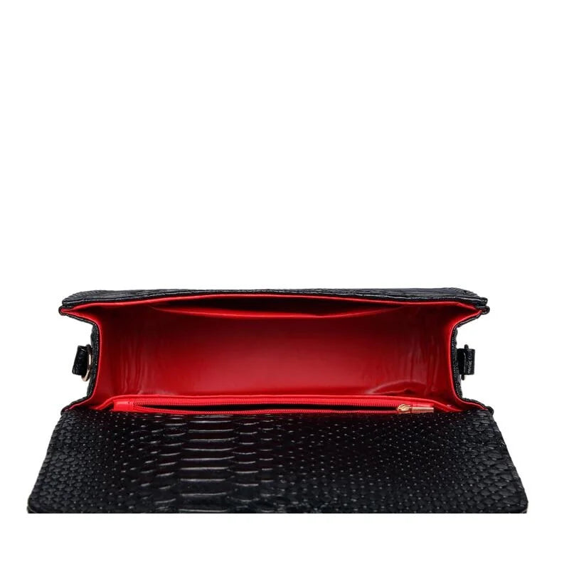 Sac pochette raffiné à chaîne