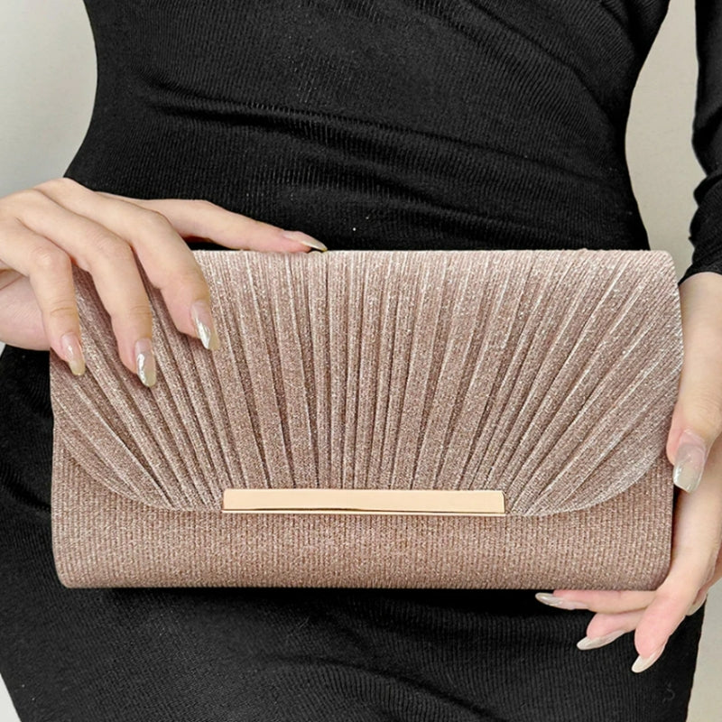 Sac pochette tendance de soirée pour femme