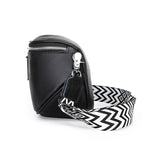 Sac poitrine féminin façon banane