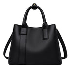 Sac porté à la main aux multiples compartiments