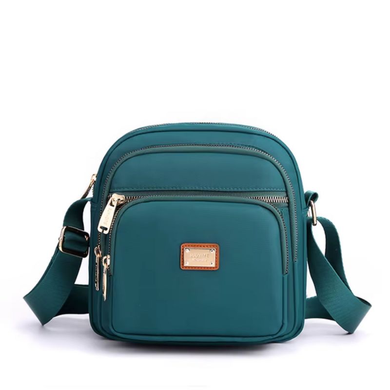 Sac pour femme doté de multiples poches