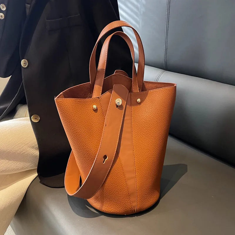 Sac pour femme façon seau luxueux marron