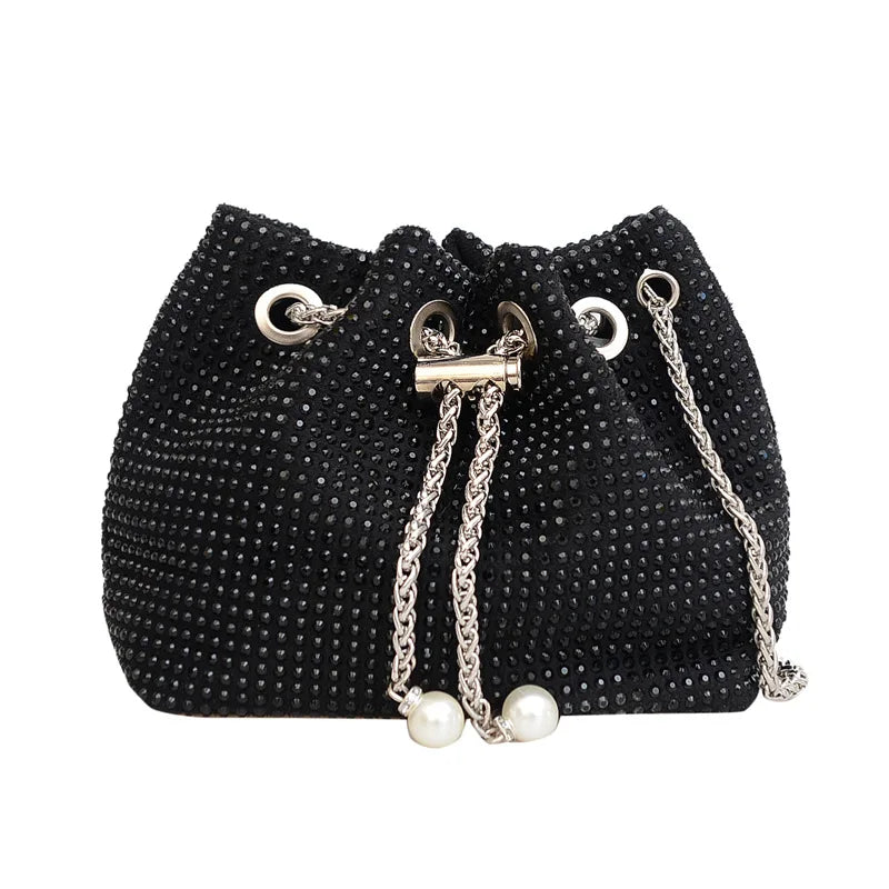 Sac pour femme forme bourse souple à strass