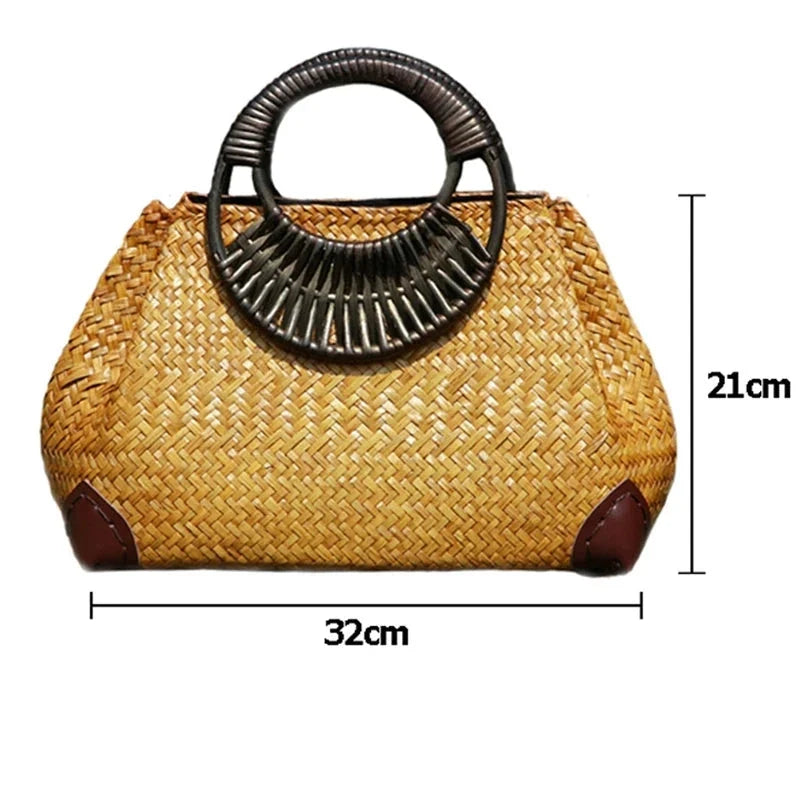 Sac raffiné en paille à l'allure élégante