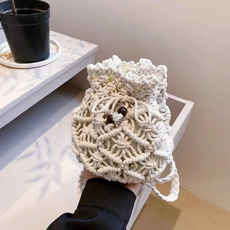 Sac réalisé en macramé