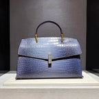 Sac rectangulaire chic et tendance à porter à la main