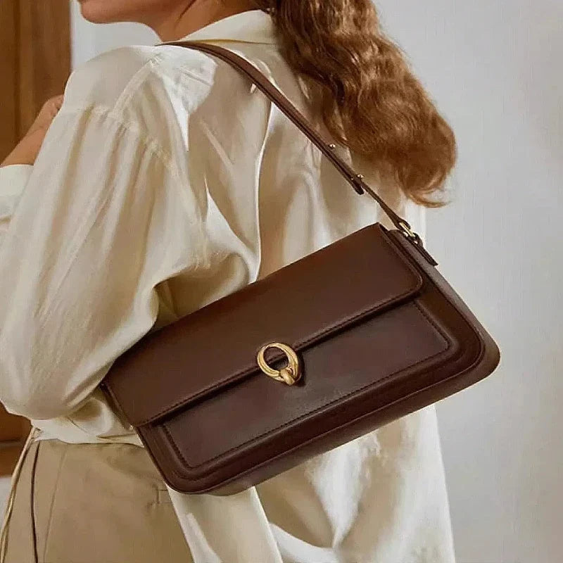 Sac rétro chic à main de forme baguette