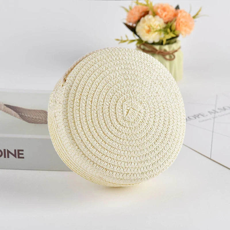 Sac rond de petite taille en paille