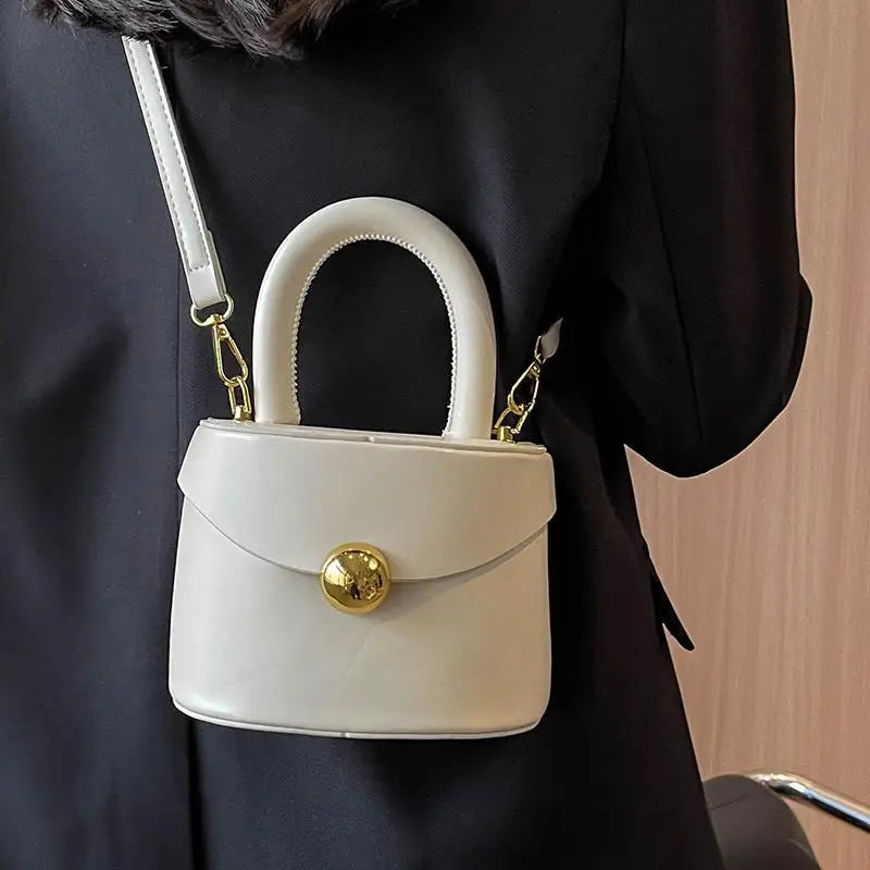 Sac seau féminin luxueux au style chic