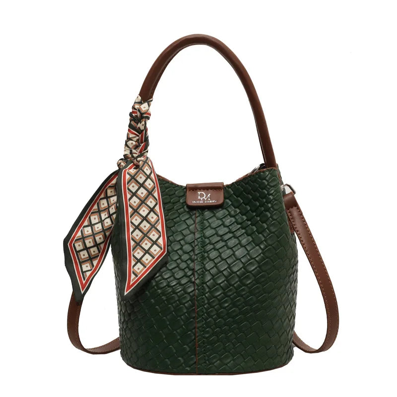 Sac seau original pour femme effet écailles