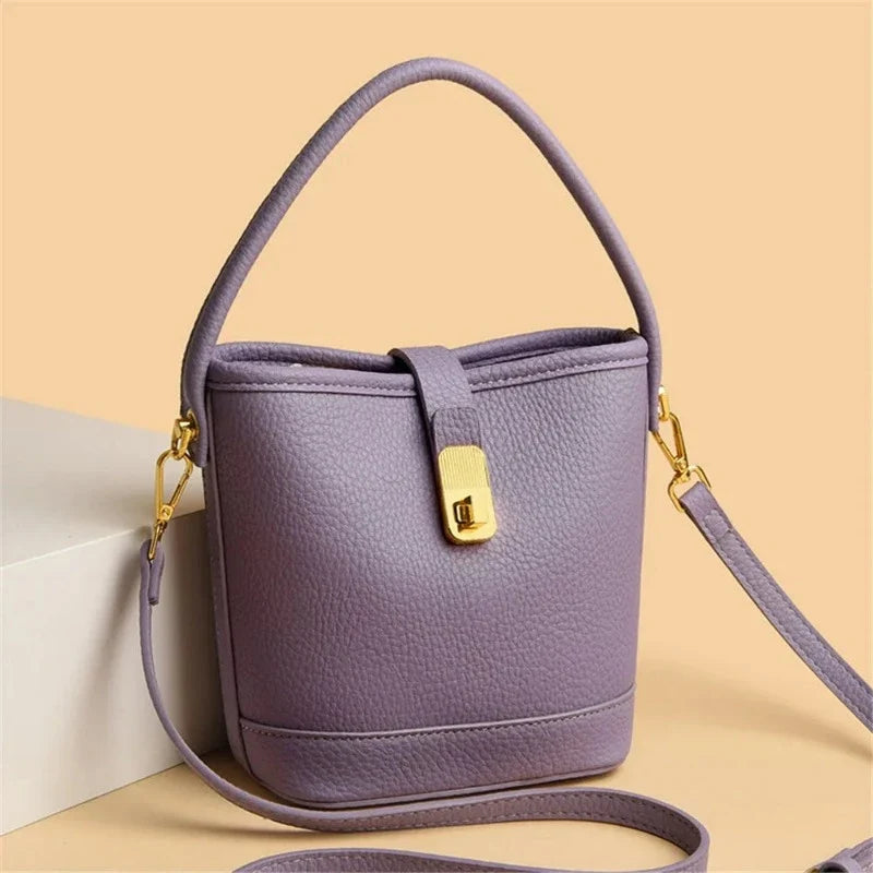Sac seau porté à la main ou en bandoulière