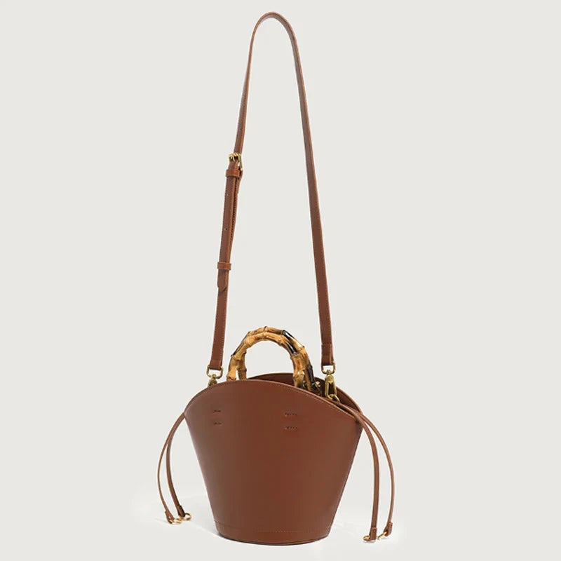 Sac seau pour femme avec poignée en bambou