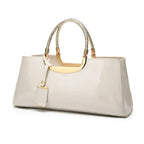 Sac style vernis de mariage doté d'une poignée élégante