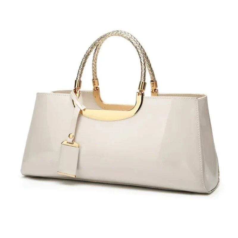 Sac style vernis de mariage doté d'une poignée élégante